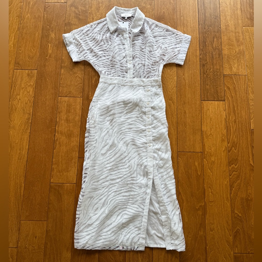 L’Academie Elegant White Zebra Print Dress